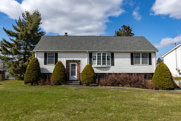 24 Laurel Circle Circle, Bangor, ME 04401