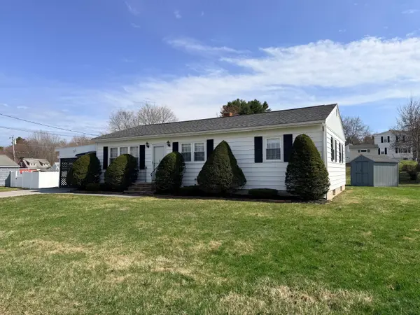 12 Dee Street, Auburn, ME 04210