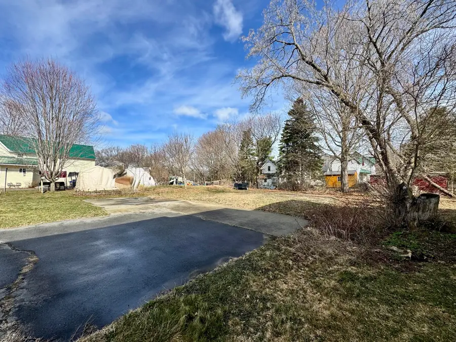 25 Oak Street, Waterville, ME 04901 - #2