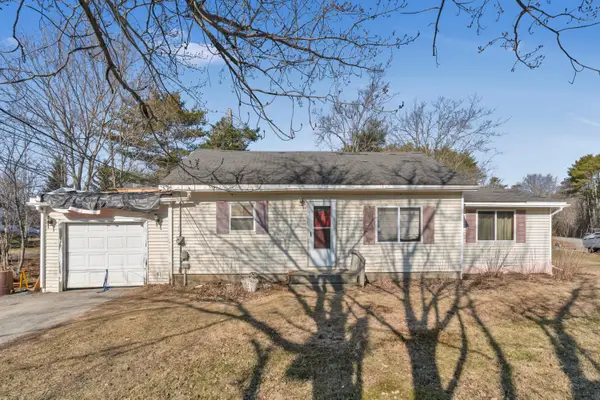 408 Gray Road, Falmouth, ME 04105