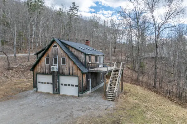318 Hatchet Mountain Road, Hope, ME 04847