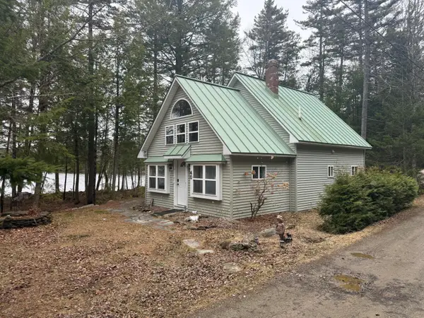 40 Moosepath Lane, Searsport, ME 04974