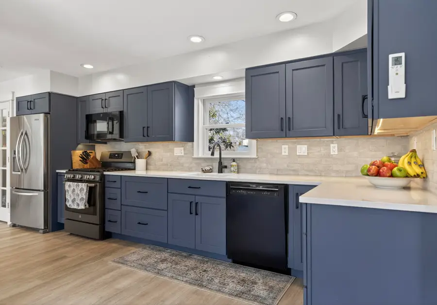 119 Cedar Street, Belfast, ME 04915 - #2