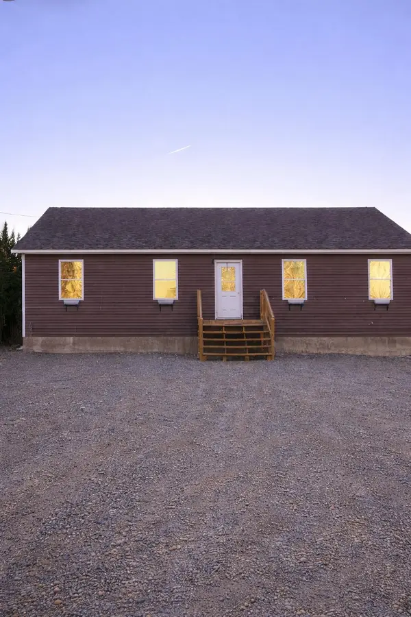 802 New Limerick Road, Linneus, ME 04730