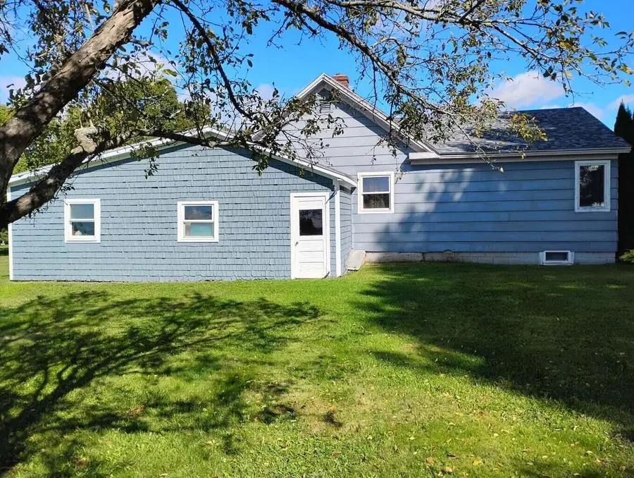 8 Maynard Street, Washburn, ME 04786 - #3