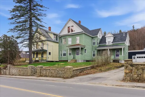 9 Harlow Hill Road, Mexico, ME 04257