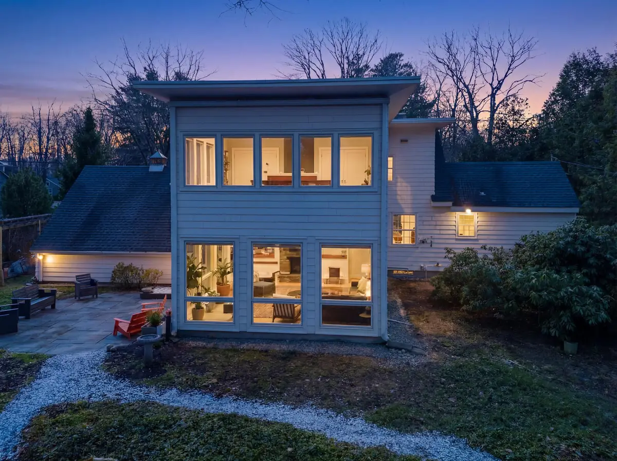 21 Johnson Road, Falmouth, ME 04105 - #1