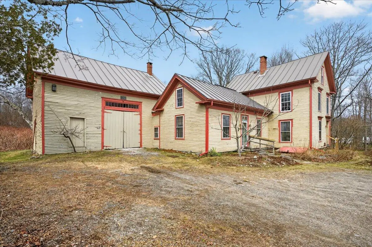 330 E Main Street, Searsport, ME 04974 - #1