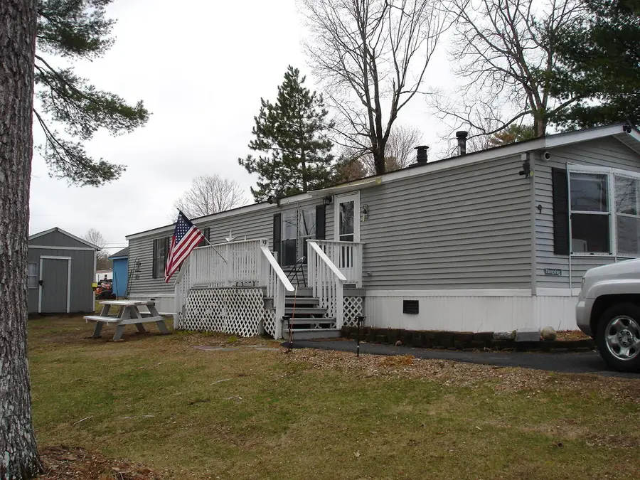 9 Holiday Lane, Standish, ME 04084 - #3