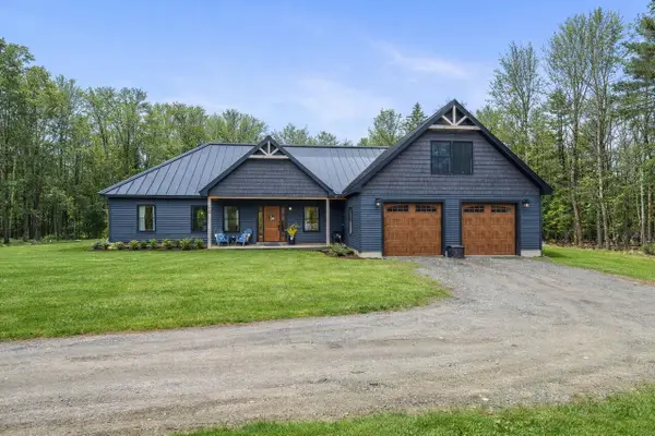 10 Dandelion Rock Lane, Belgrade, ME 04917