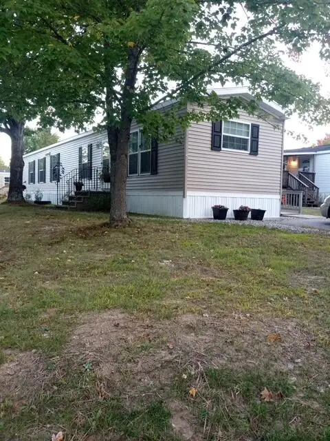 2 Locust Drive, Norway, ME 04268