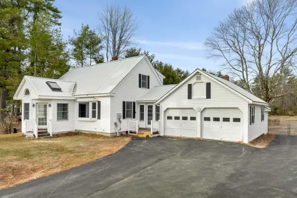 39 Pequawket Trail, Standish, ME 04084
