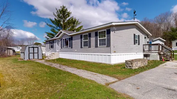 13 Evergreen Road, Lewiston, ME 04240