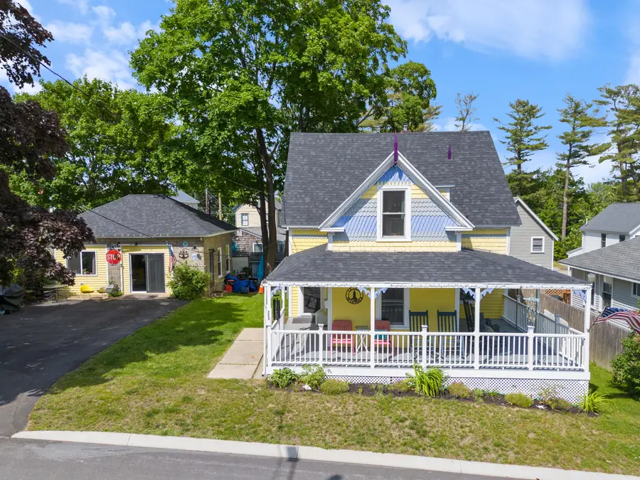 32 W W. Old Orchard Avenue, Old Orchard Beach, ME 04064 - #3