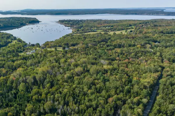 00 Cross Road, Sedgwick, ME 04676