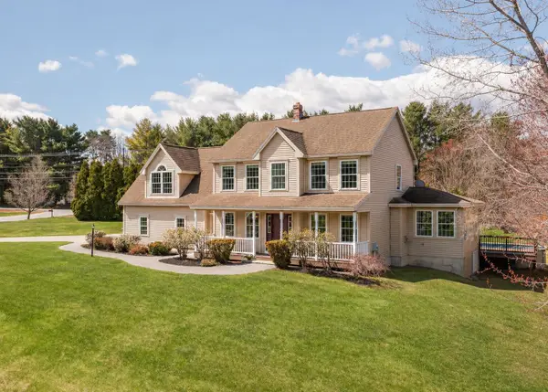 4 Memory Lane, Scarborough, ME 04074