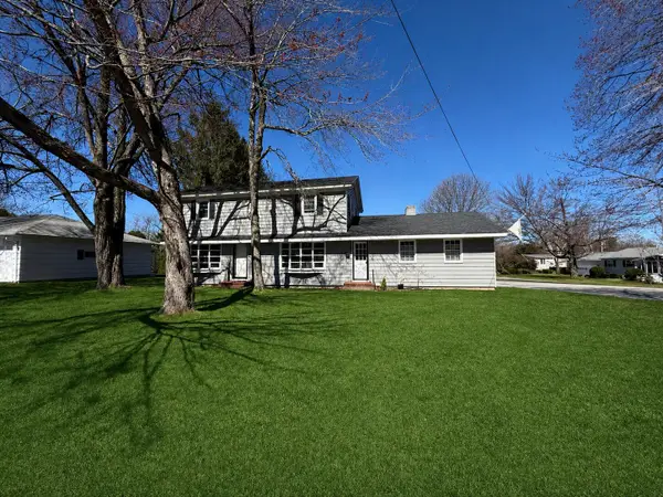 36 Pineland Street, Lewiston, ME 04240