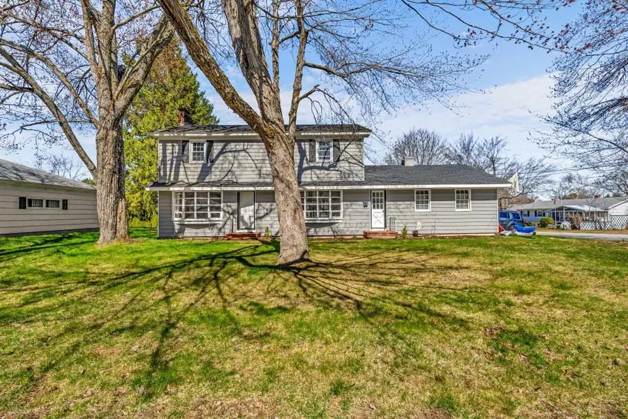 36 Pineland Street, Lewiston, ME 04240 - #2