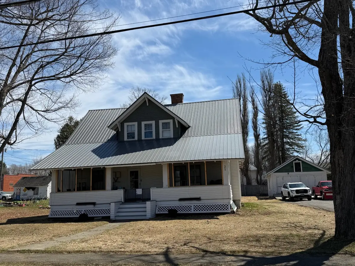 21 Bowdoin Street, Houlton, ME 04730 - #1