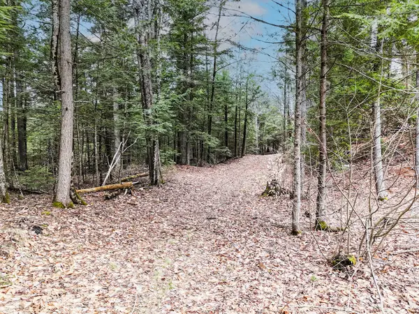 55 Salmon Road, Madison, ME 04950