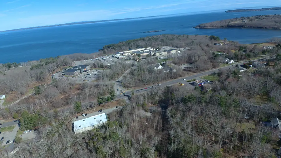 L137,141 Commercial Street, Rockport, ME 04856 - #3