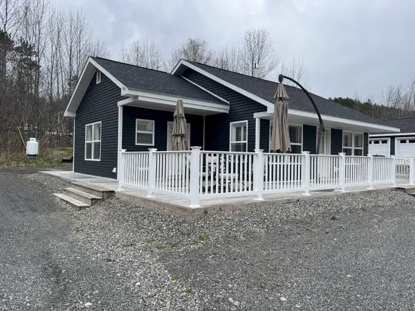 102 Crescent Street, Skowhegan, ME 04976