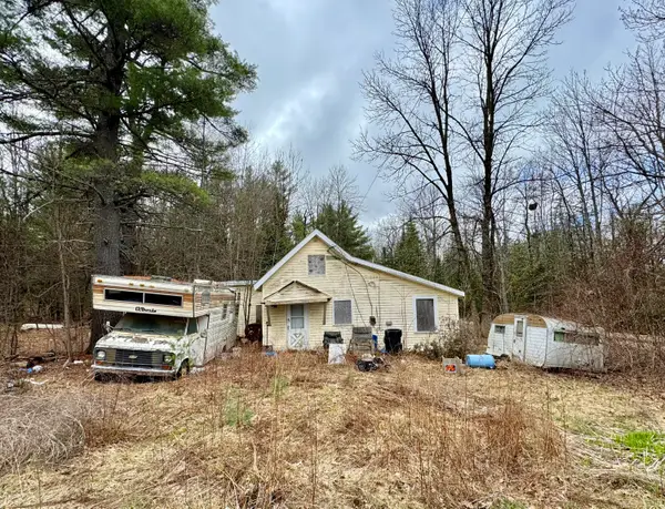 95 Mcnally Road, Clinton, ME 04927