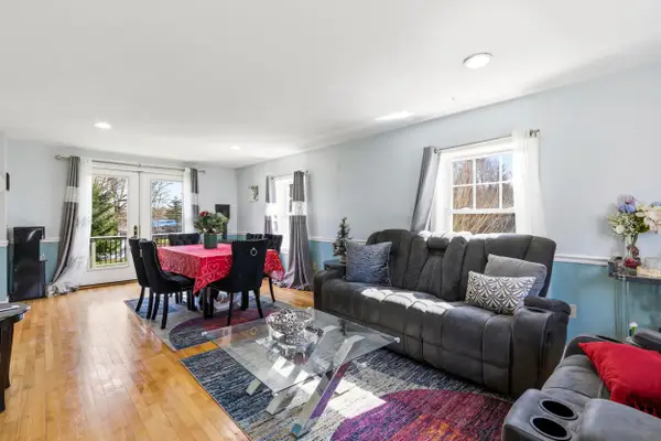 115 River Road, Brunswick, ME 04011