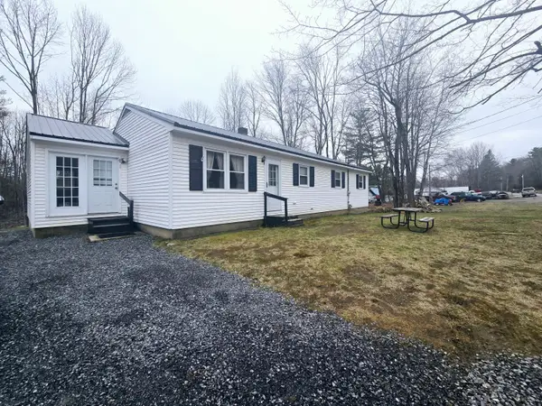 278 Middle Road, Oakland, ME 04963