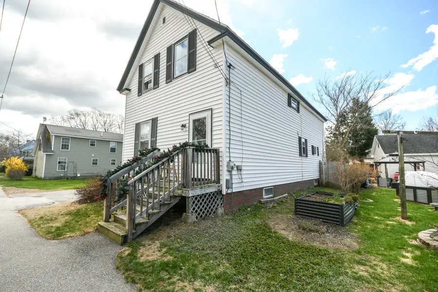 40 E Valentine Street, Westbrook, ME 04092 - #3
