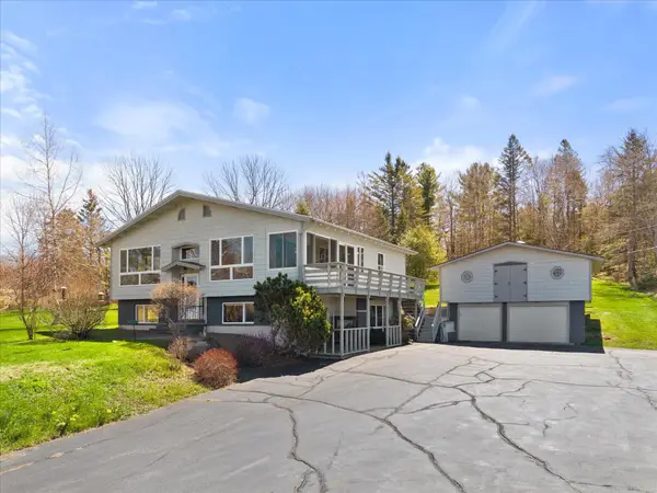 10 Sunset Drive, Holden, ME 04429