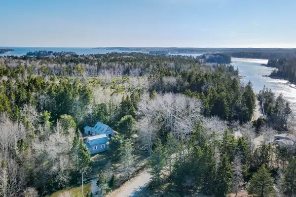 12 Harrington Cove Road, Saint George, ME 04859