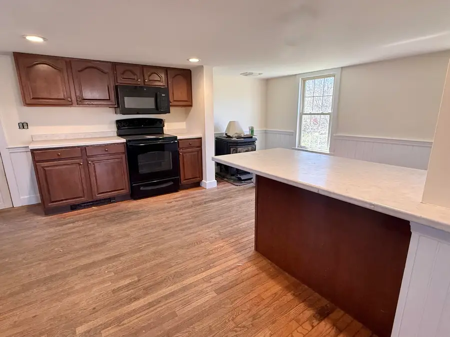 111 E Main Street, Vinalhaven, ME 04863 - #3