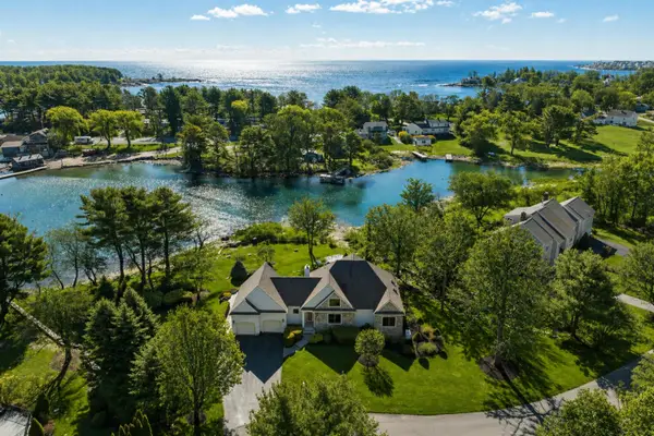 27 Riverview Drive, York, ME 03909