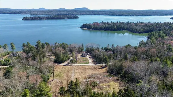 98 & 99 Landing Road S, Hancock, ME 04640