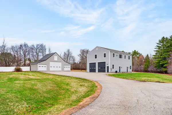 34 Maurice Way, Cumberland, ME 04021