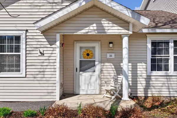 31 Guadalcanal Drive, Brunswick, ME 04011