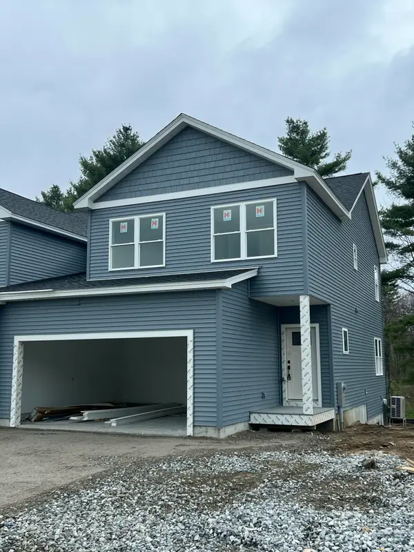 42 Hogan Circle #6, Westbrook, ME 04092