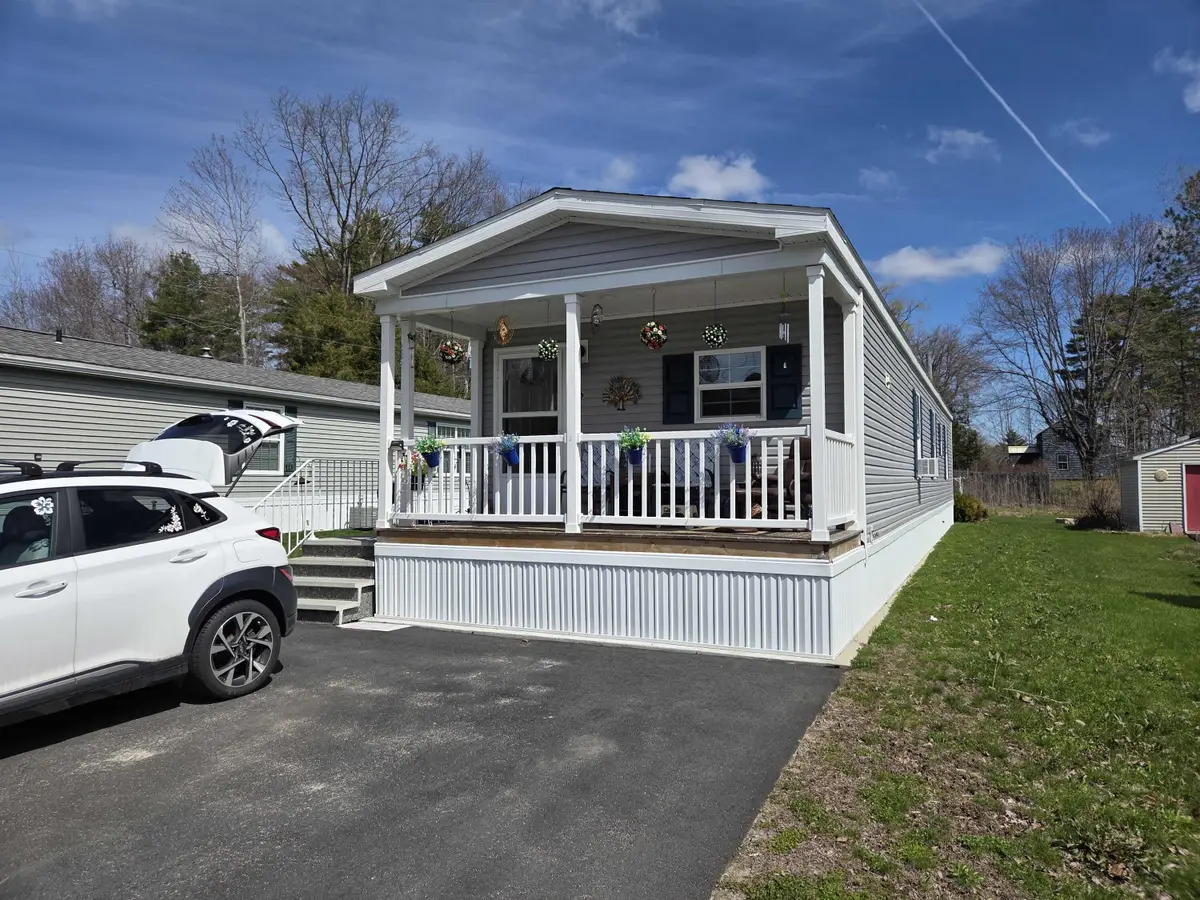 5 Colonial Drive, Lisbon, ME 04252 - #1