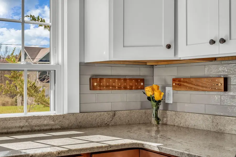21 Maple Avenue, Scarborough, ME 04074 - #3