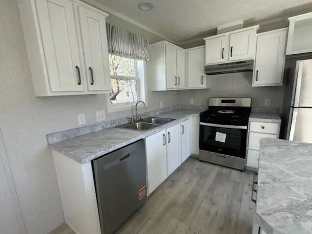 10 Burrill Street, Waterville, ME 04901 - #3