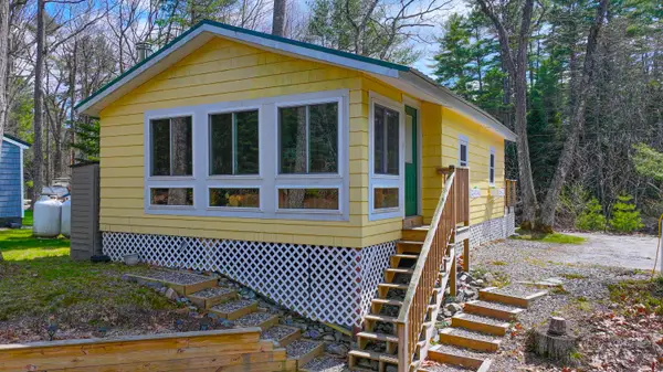 26 Dragon Back Road, Naples, ME 04055