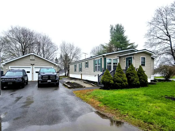 5 Lawrence Drive, Benton, ME 04901