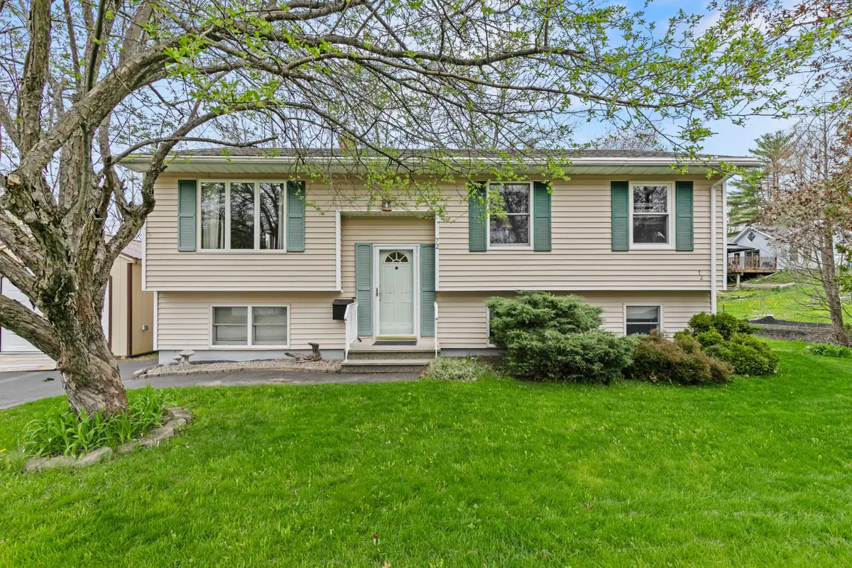 72 Louise Street, Auburn, ME 04210 - #1