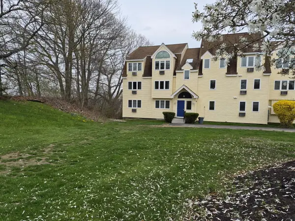 1373 Post Road #8D, Wells, ME 04090