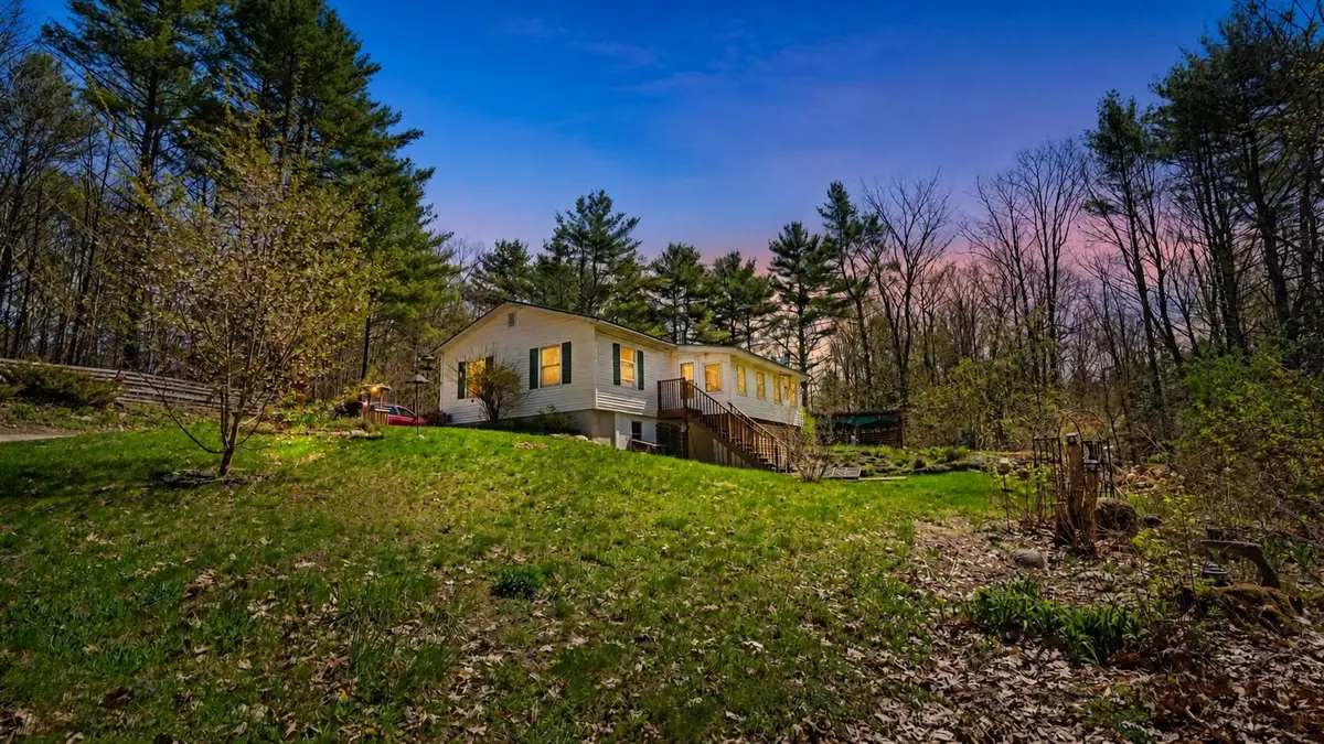 6 Outlaw Ridge Road, Raymond, ME 04071 - #1