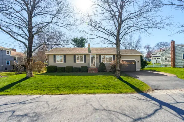 6 Matthews Avenue, Bath, ME 04530