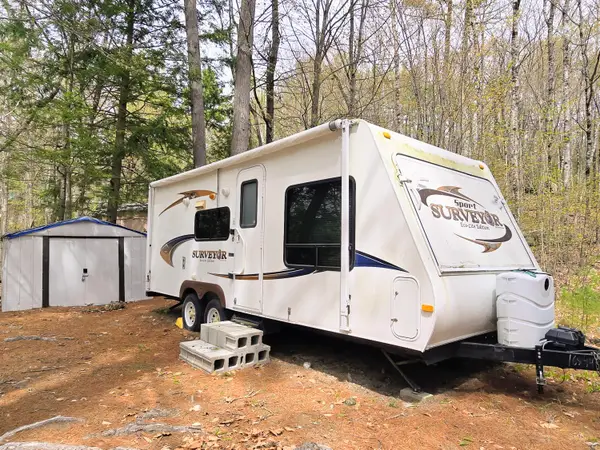 40 Knob Hill Road, Naples, ME 04055