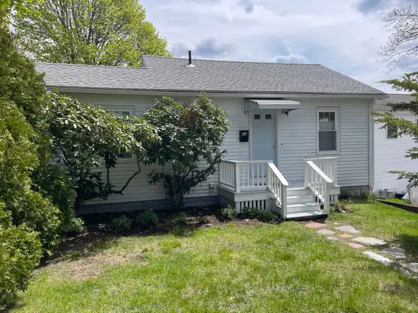 12 Grandview Avenue, South Portland, ME 04106