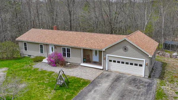 31 Frost Hill Road, Norway, ME 04268